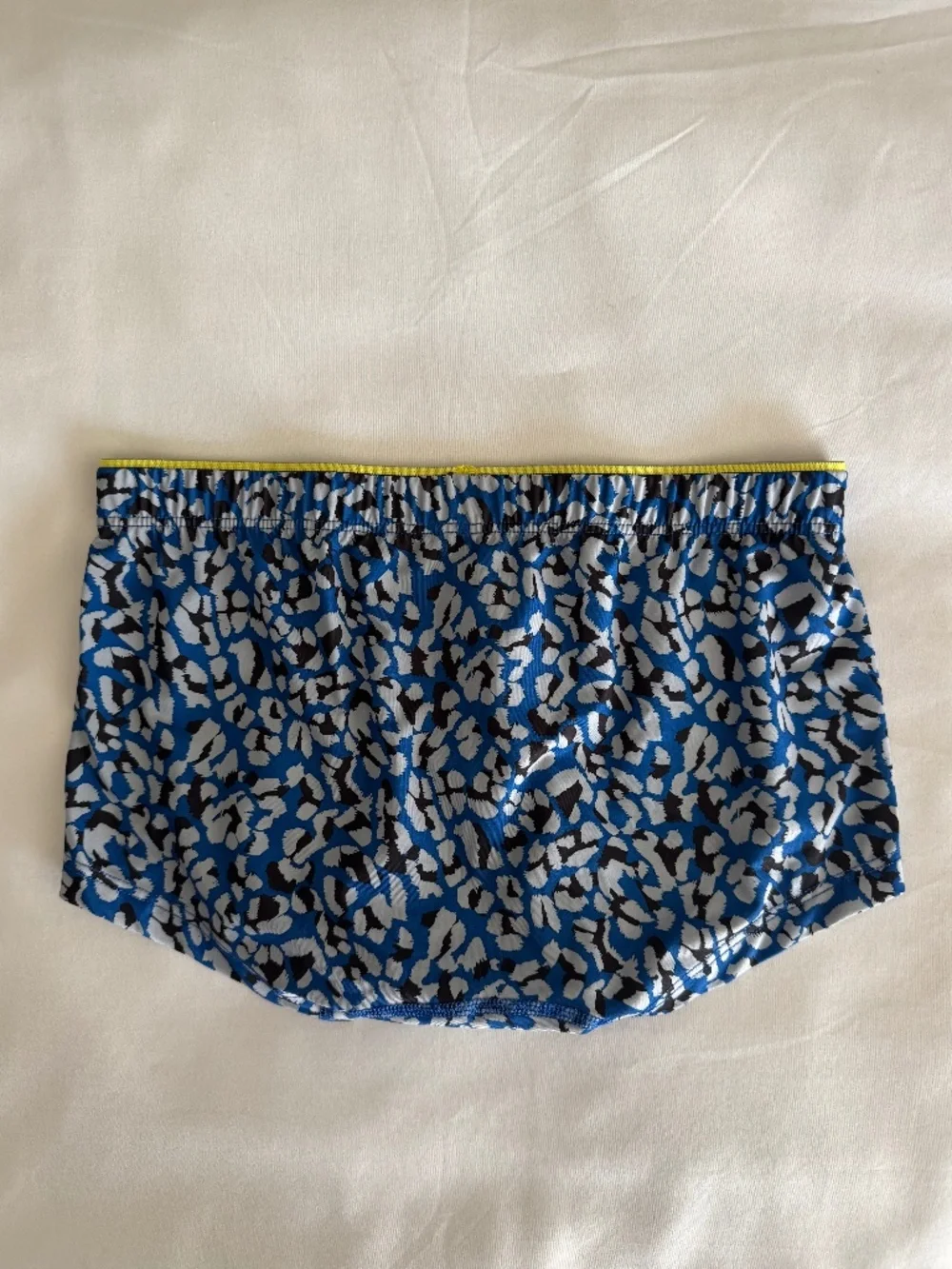 2(x)ist Sliq Micro Trunk - NWT - Size Small
